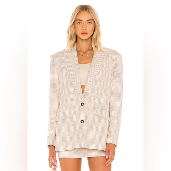 L'Academie / Revolve Abigail Blazer in Tan & White.
Color: Tan & White - Picture 3 of 10